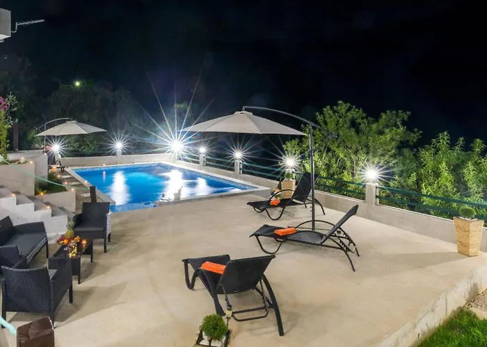 Zelenika By Guide Ploce (Dubrovnik-Neretva)